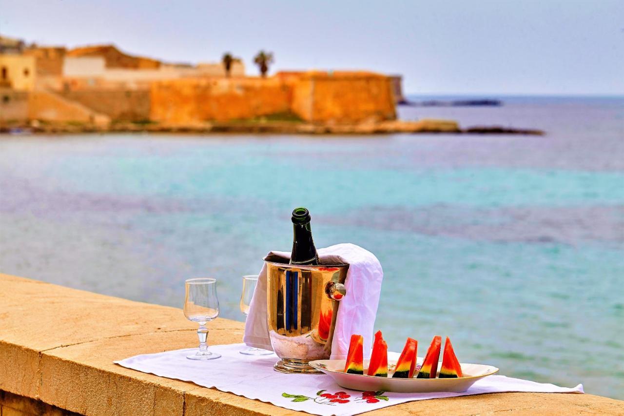 Be Mediterraneo, In Centro Sul Mare - In The Center Beach Front - 80 Mq تراباني المظهر الخارجي الصورة